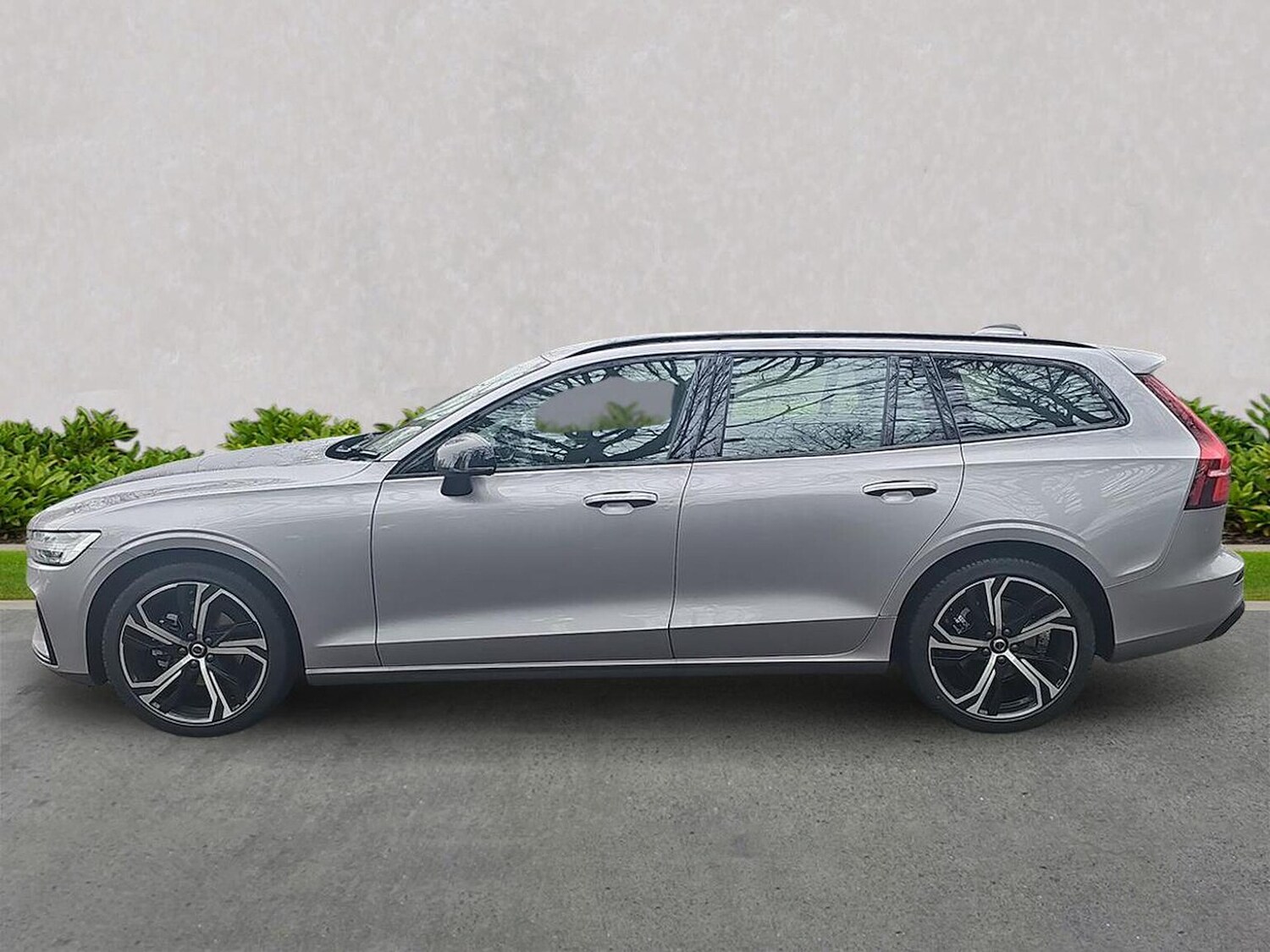 Used Volvo V60 2025 for sale - 77489592: Photo 19