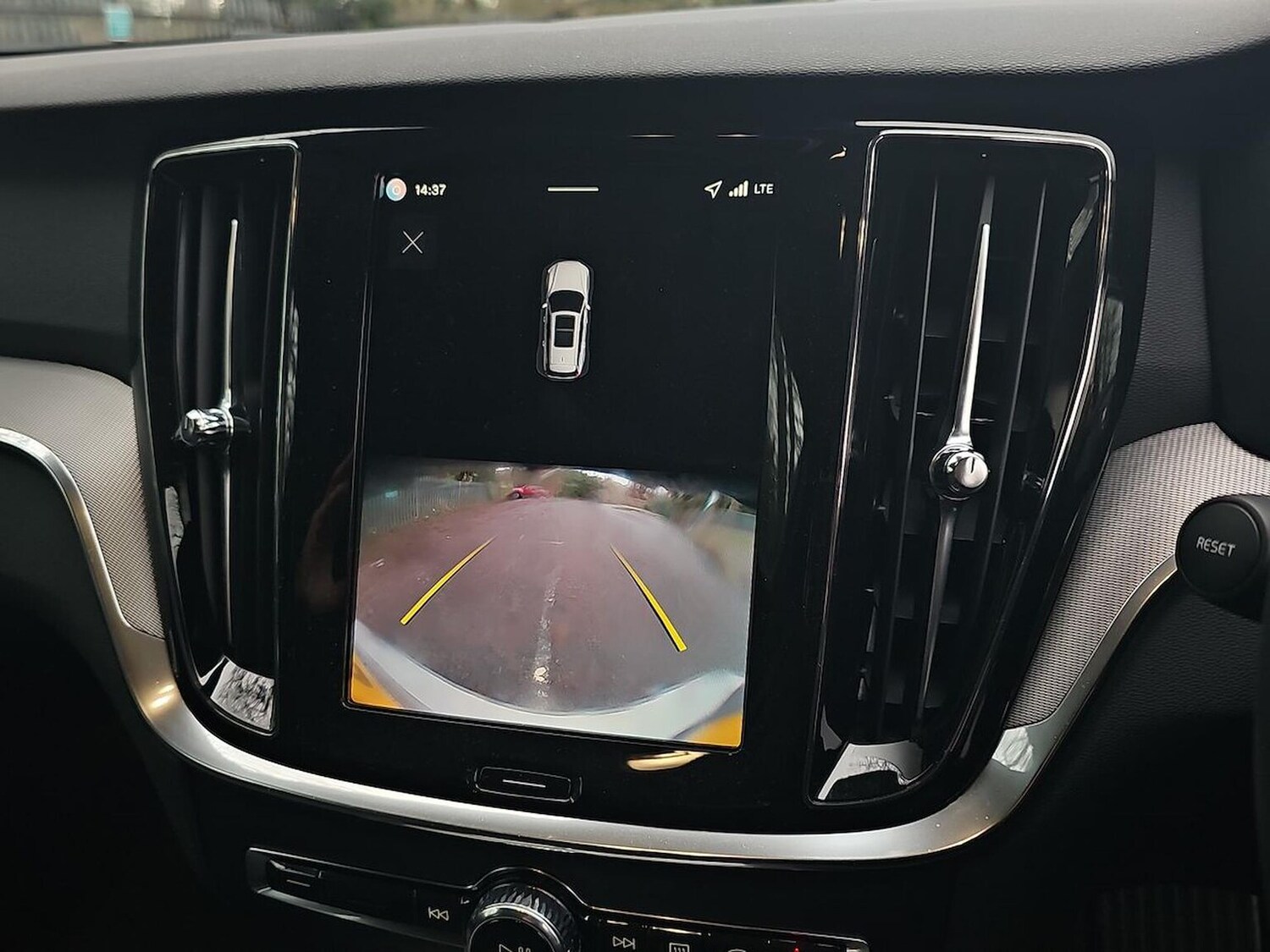 Used Volvo V60 2025 for sale - 77489592: Photo 23