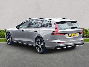 Used Volvo V60 2025 for sale - 77489592: Photo