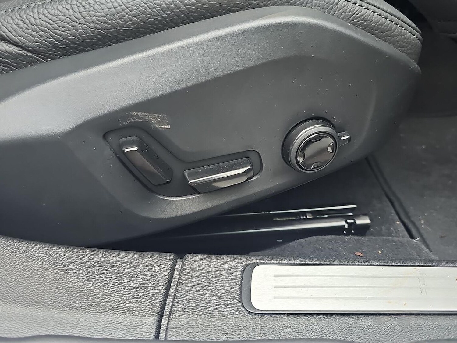 Used Volvo V60 2025 for sale - 77489592: Photo 30