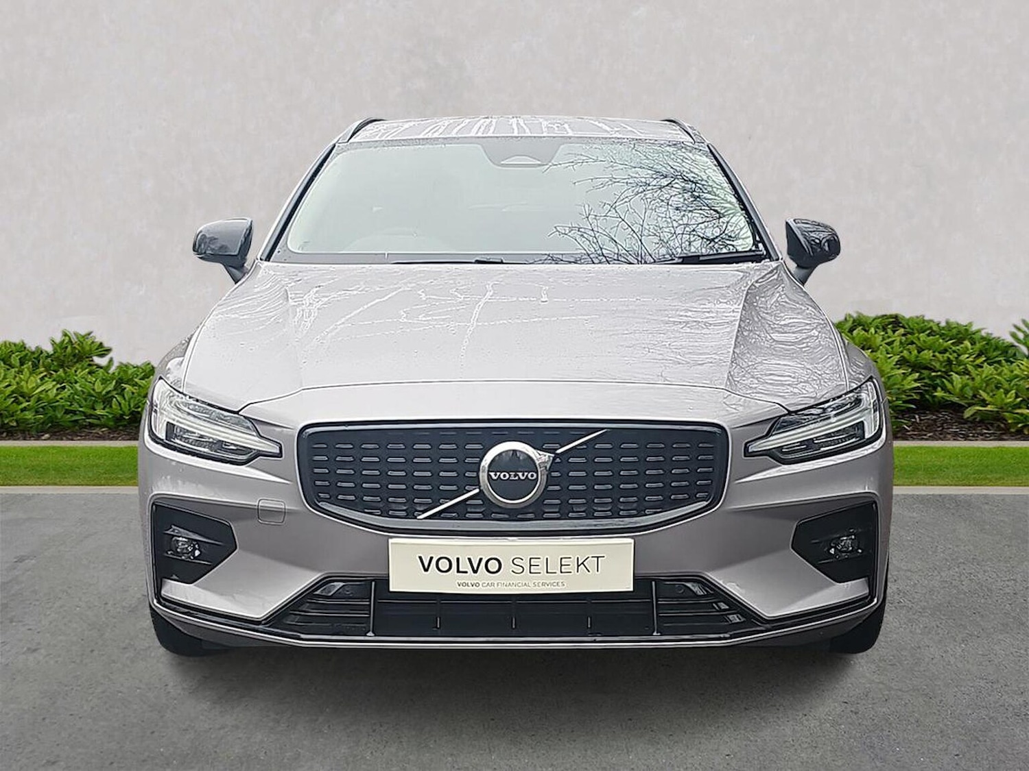 Used Volvo V60 2025 for sale - 77489592: Photo 5