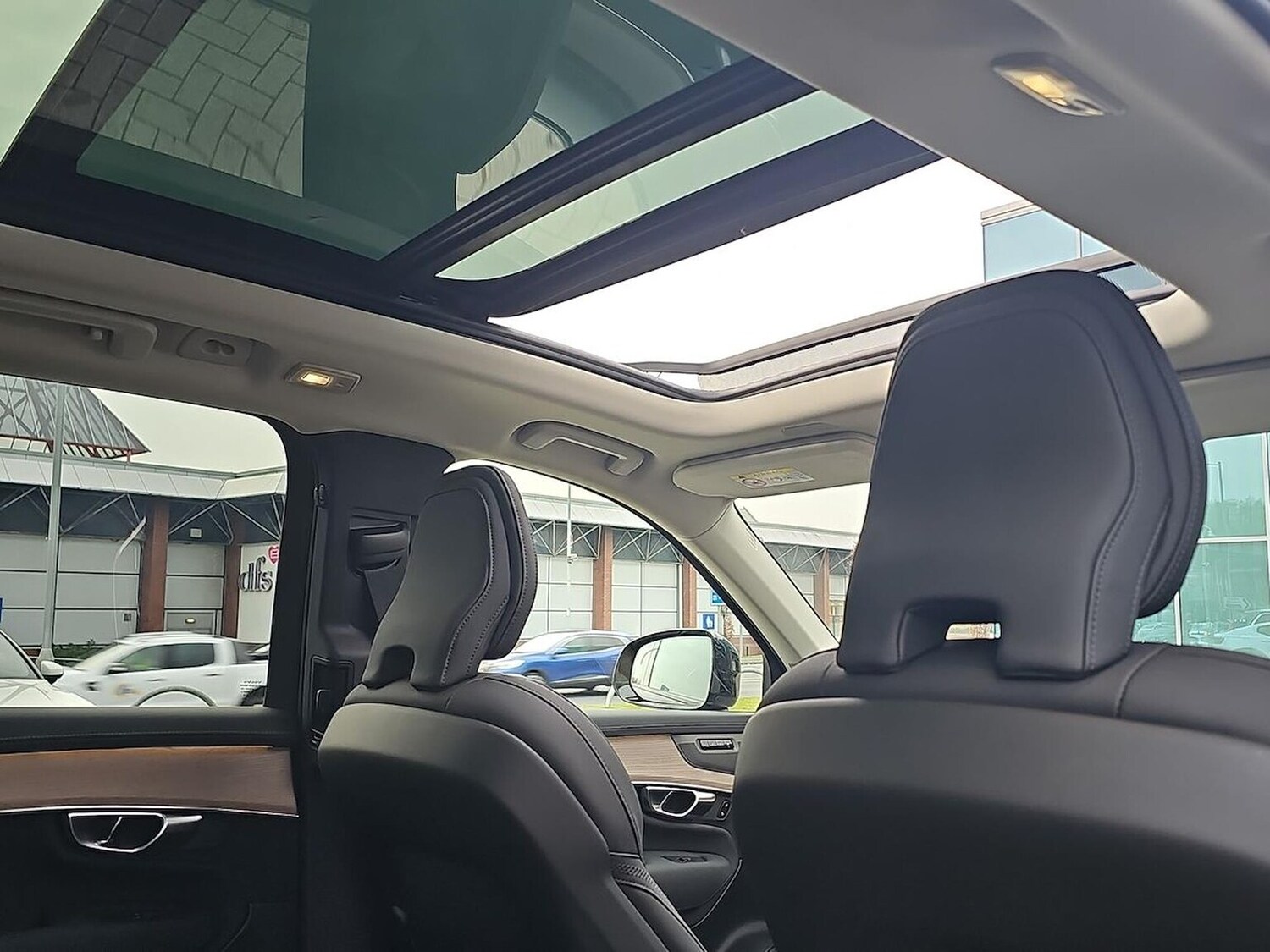 Used Volvo XC90 2025 for sale - 77759365: Photo 31