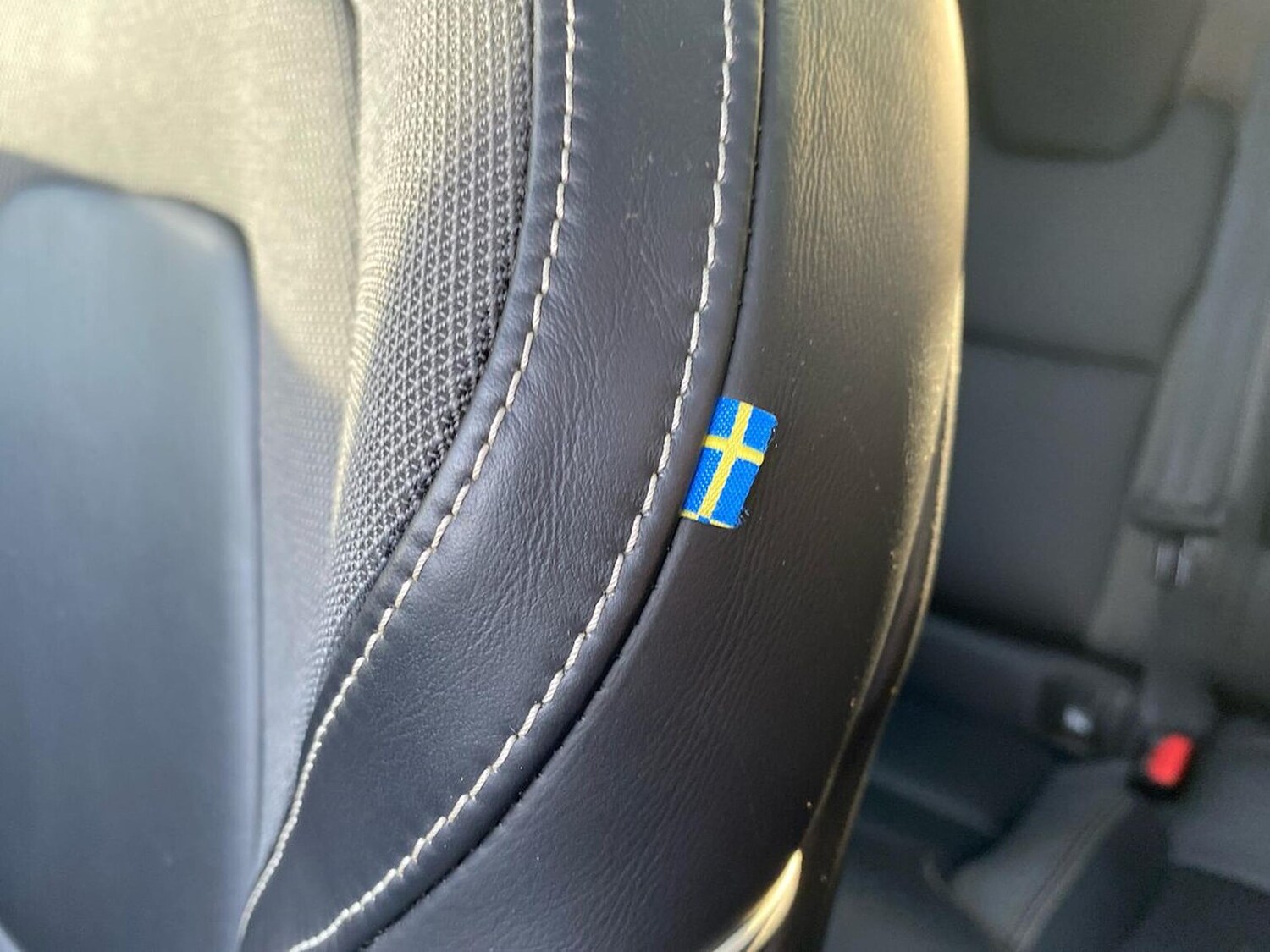 Used Volvo XC60 2022 for sale - 76693418: Photo 36