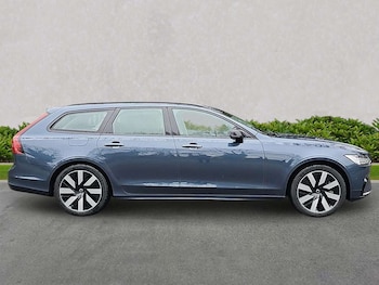 Used Volvo V90 2025 for sale - 78324446: Photo