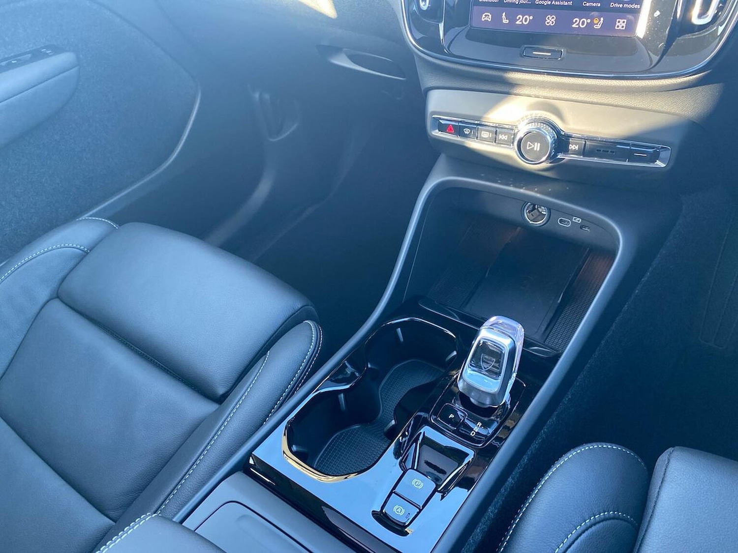 Used Volvo XC40 2025 for sale - 76785178: Photo 13