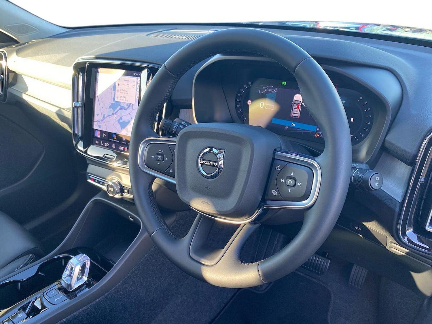 Used Volvo XC40 2025 for sale - 76785178: Photo 15