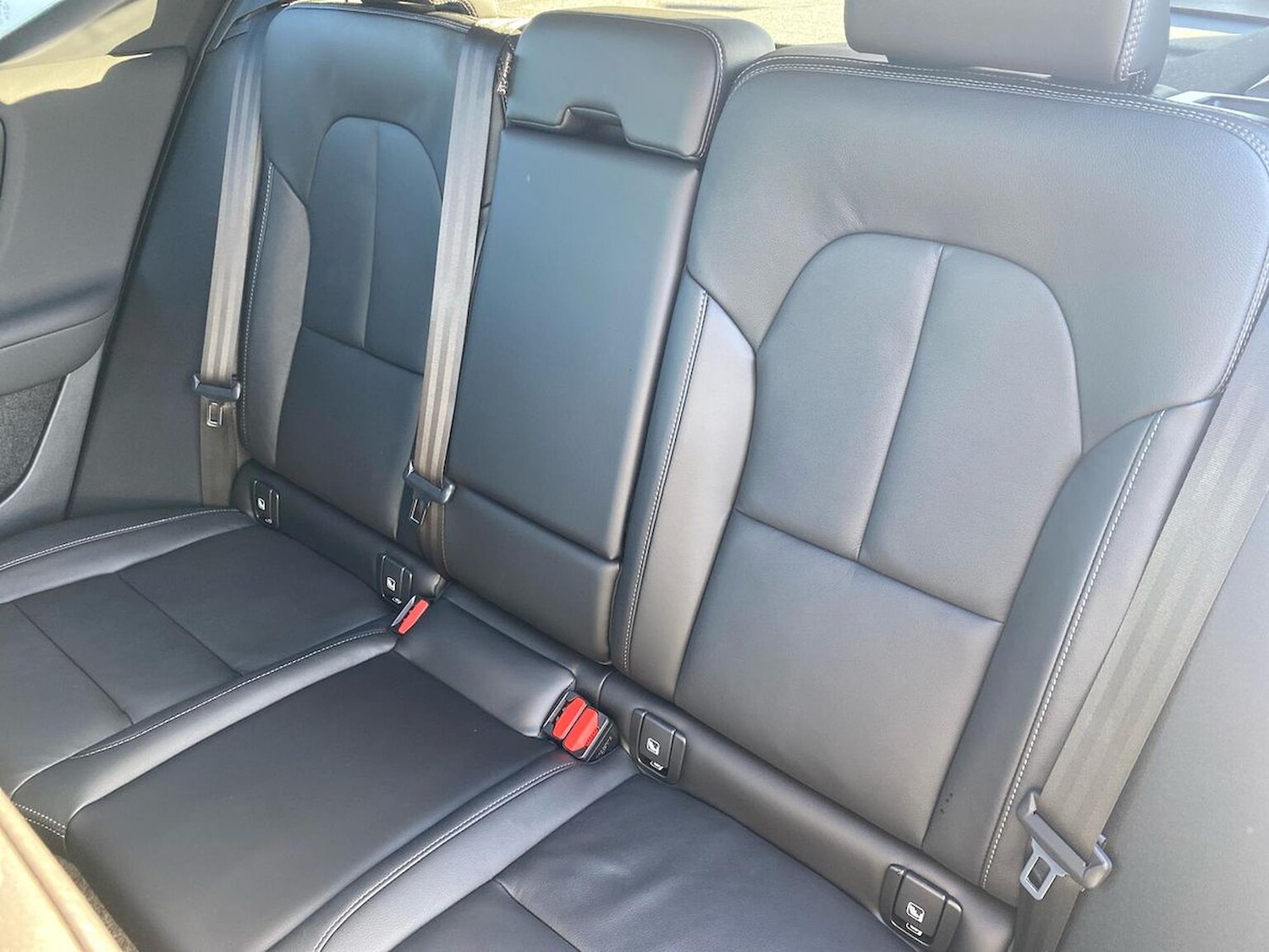 Used Volvo XC40 2025 for sale - 76785178: Photo 16