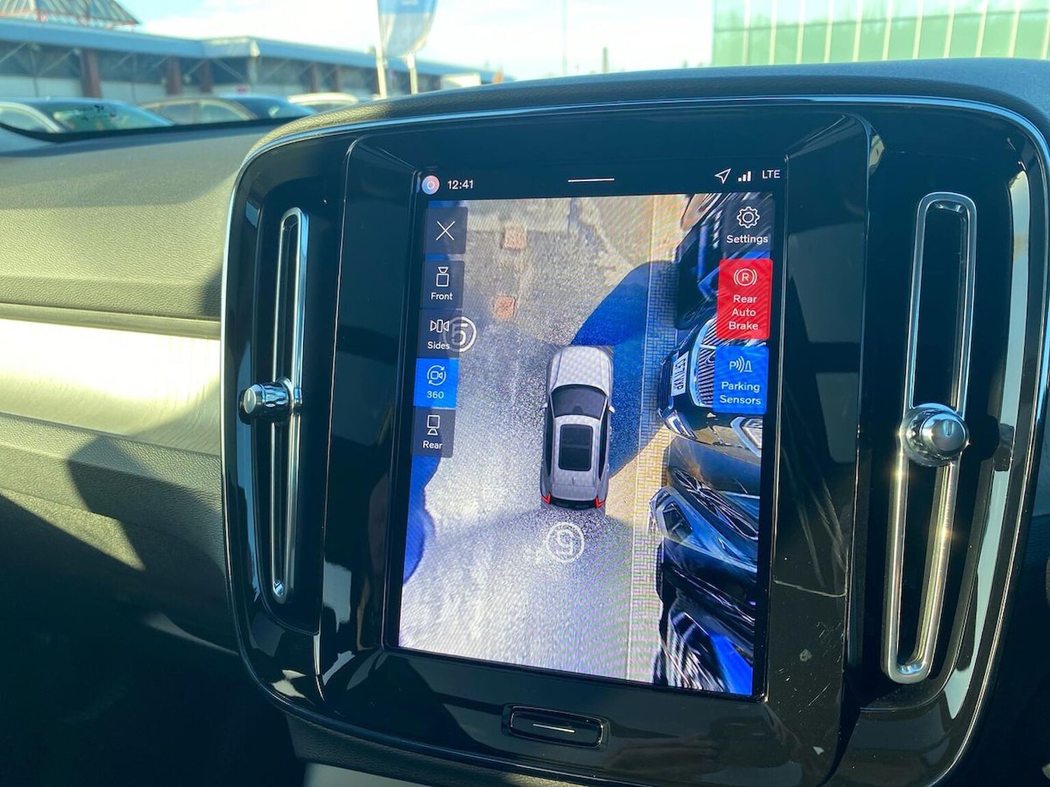 Used Volvo XC40 2025 for sale - 76785178: Photo 23