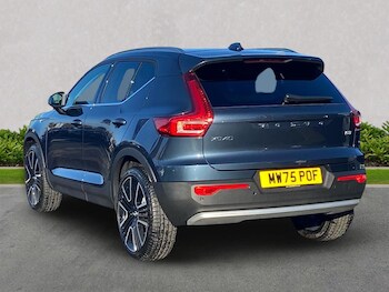 Used Volvo XC40 2025 for sale - 76785178: Photo