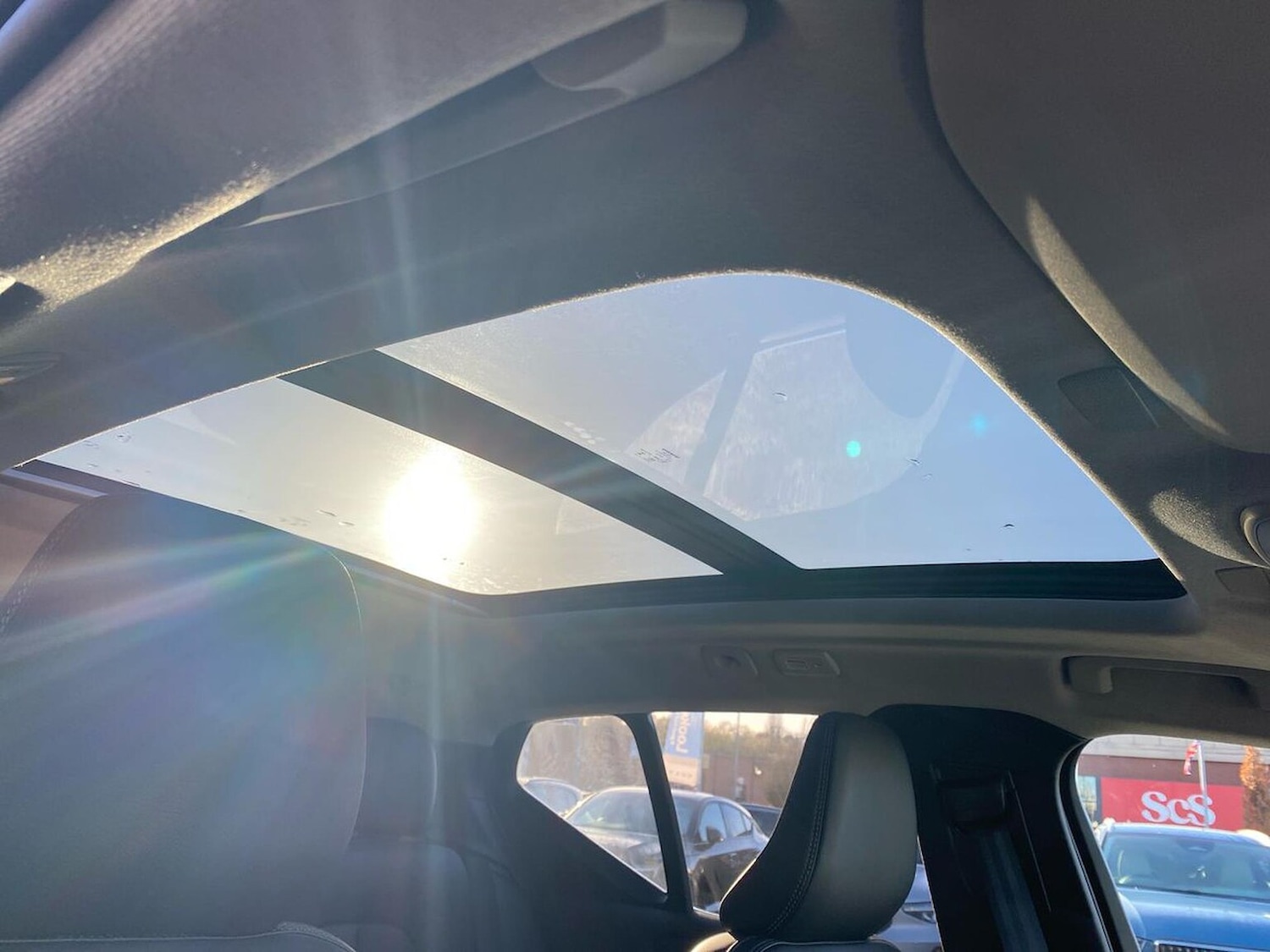 Used Volvo XC40 2025 for sale - 76785178: Photo 32