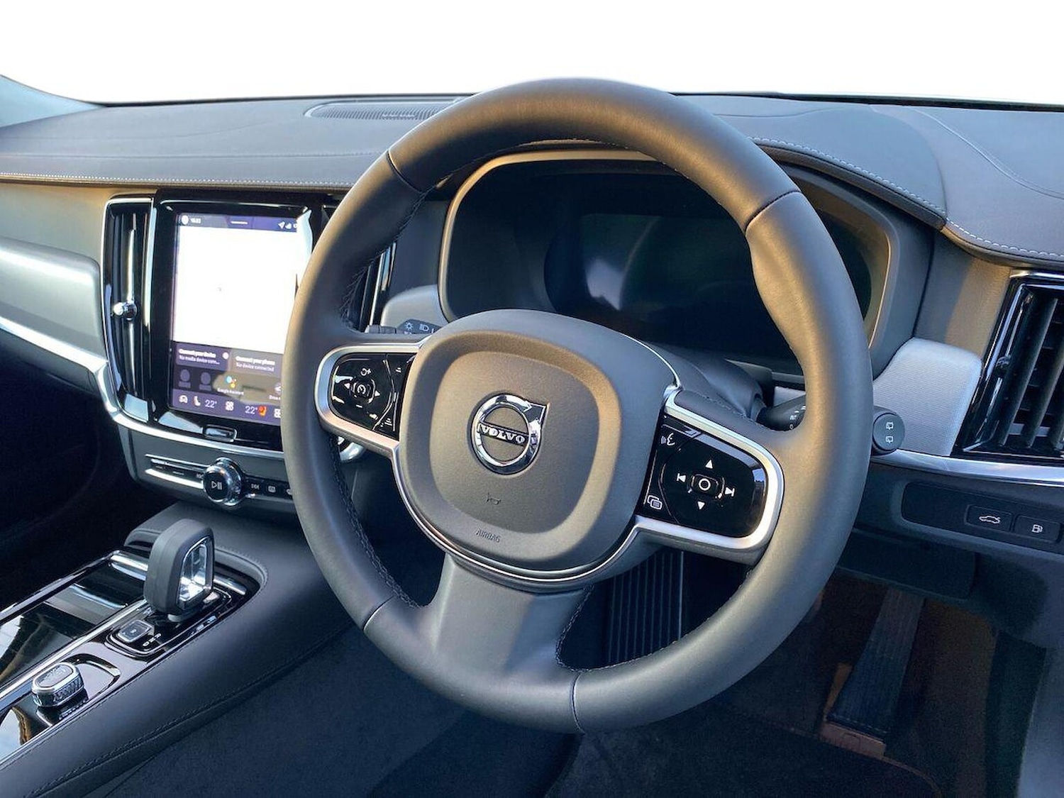 Used Volvo V90 2025 for sale - 76799415: Photo 15