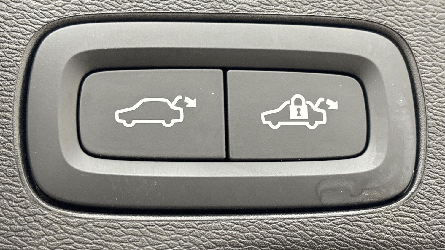 Used Volvo XC60 2025 for sale - 77896292: Photo 22