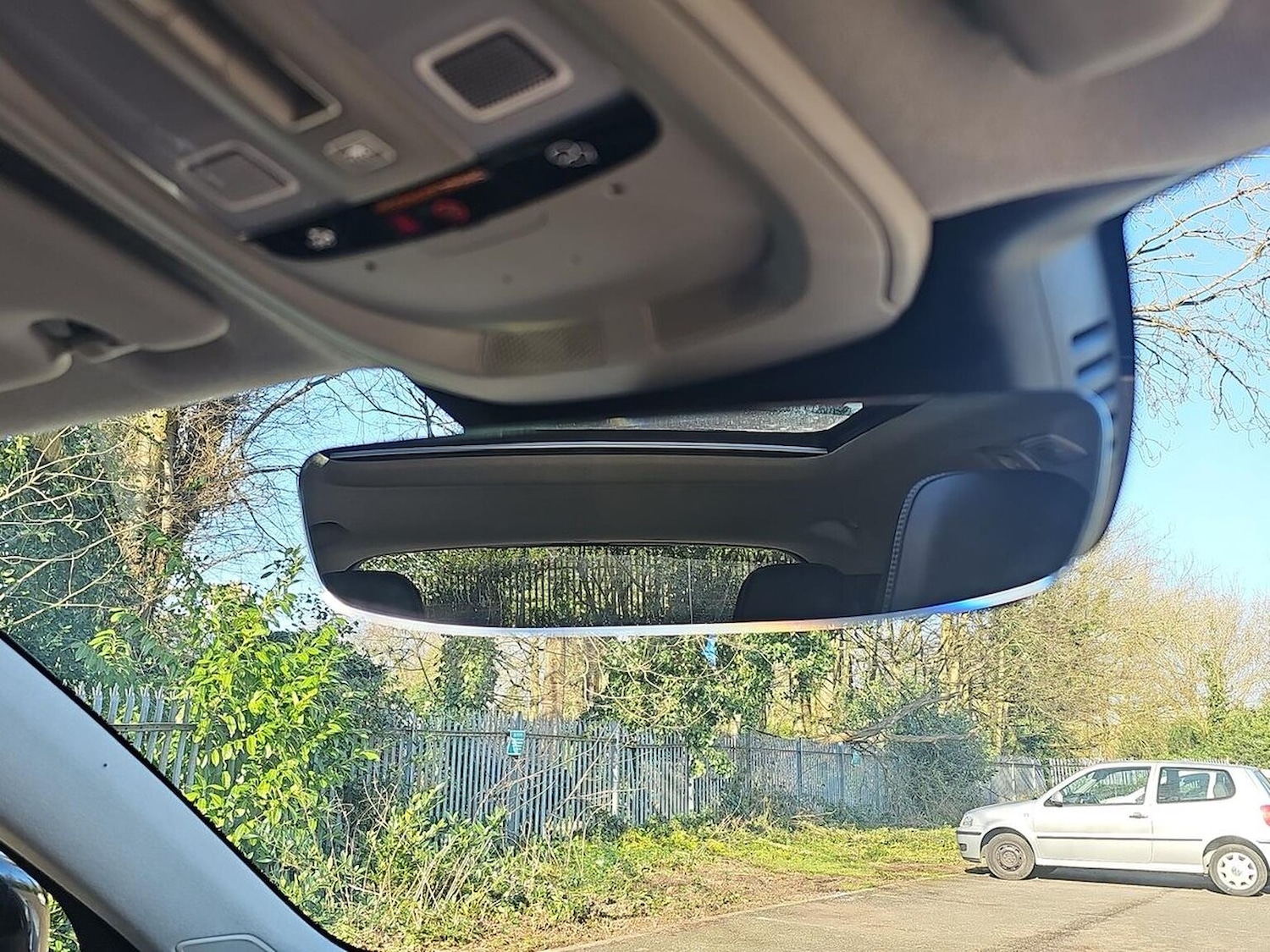 Used Volvo XC40 2025 for sale - 78121919: Photo 16