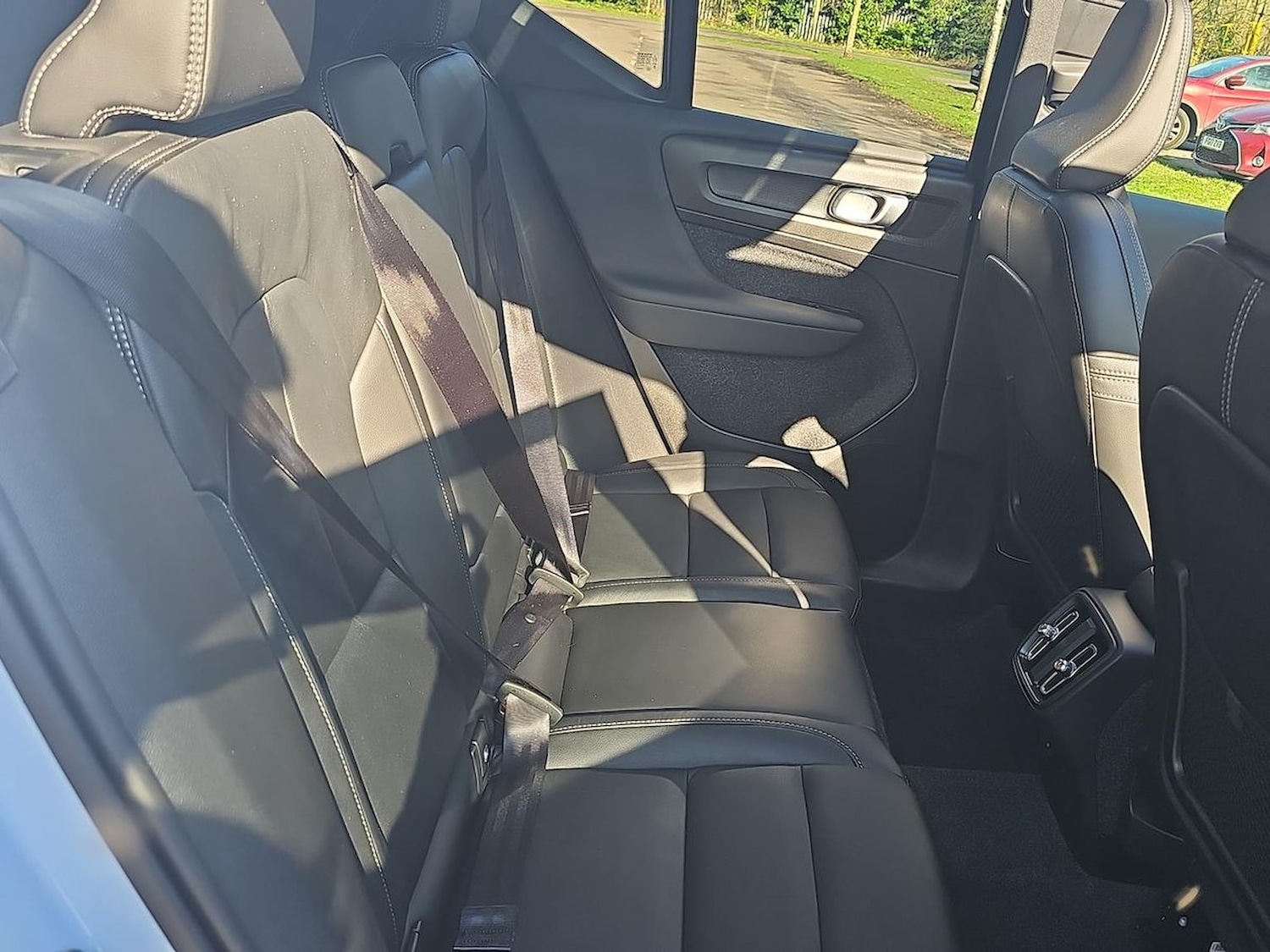 Used Volvo XC40 2025 for sale - 78121919: Photo 18