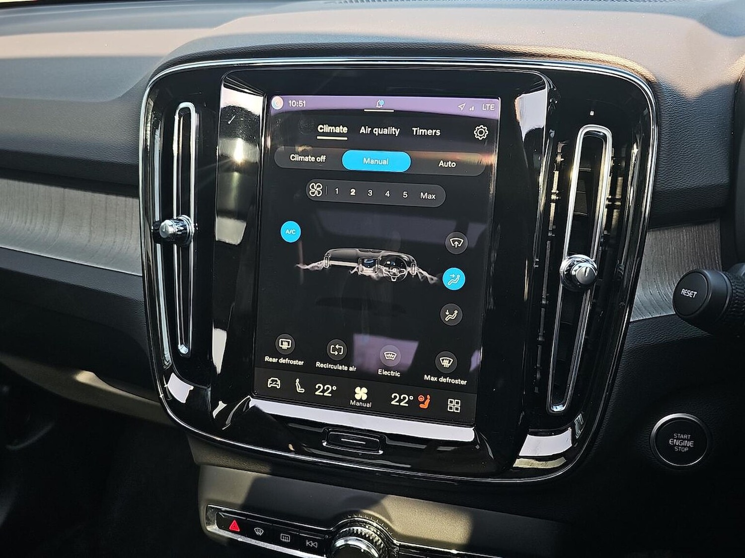 Used Volvo XC40 2025 for sale - 78121919: Photo 26