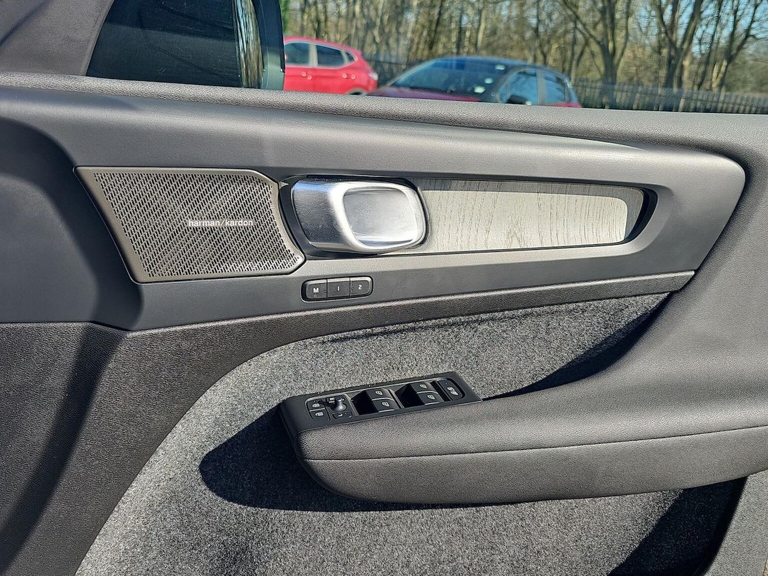 Used Volvo XC40 2025 for sale - 78121919: Photo 32