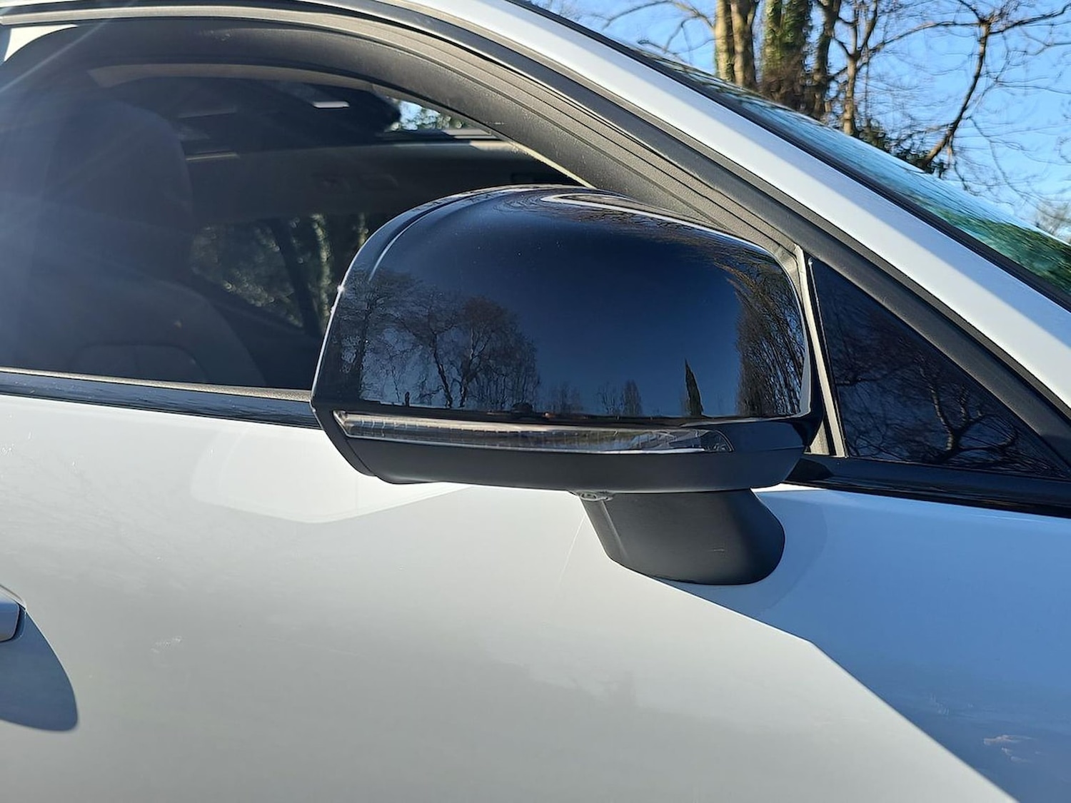 Used Volvo XC40 2025 for sale - 78121919: Photo 39