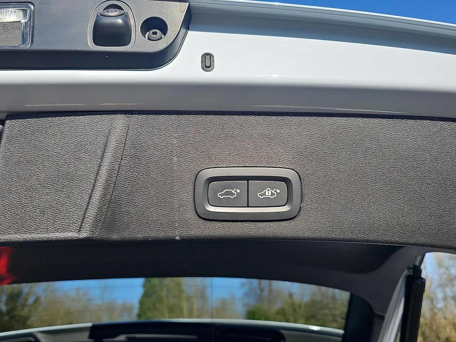 Used Volvo XC40 2025 for sale - 78121919: Photo 40