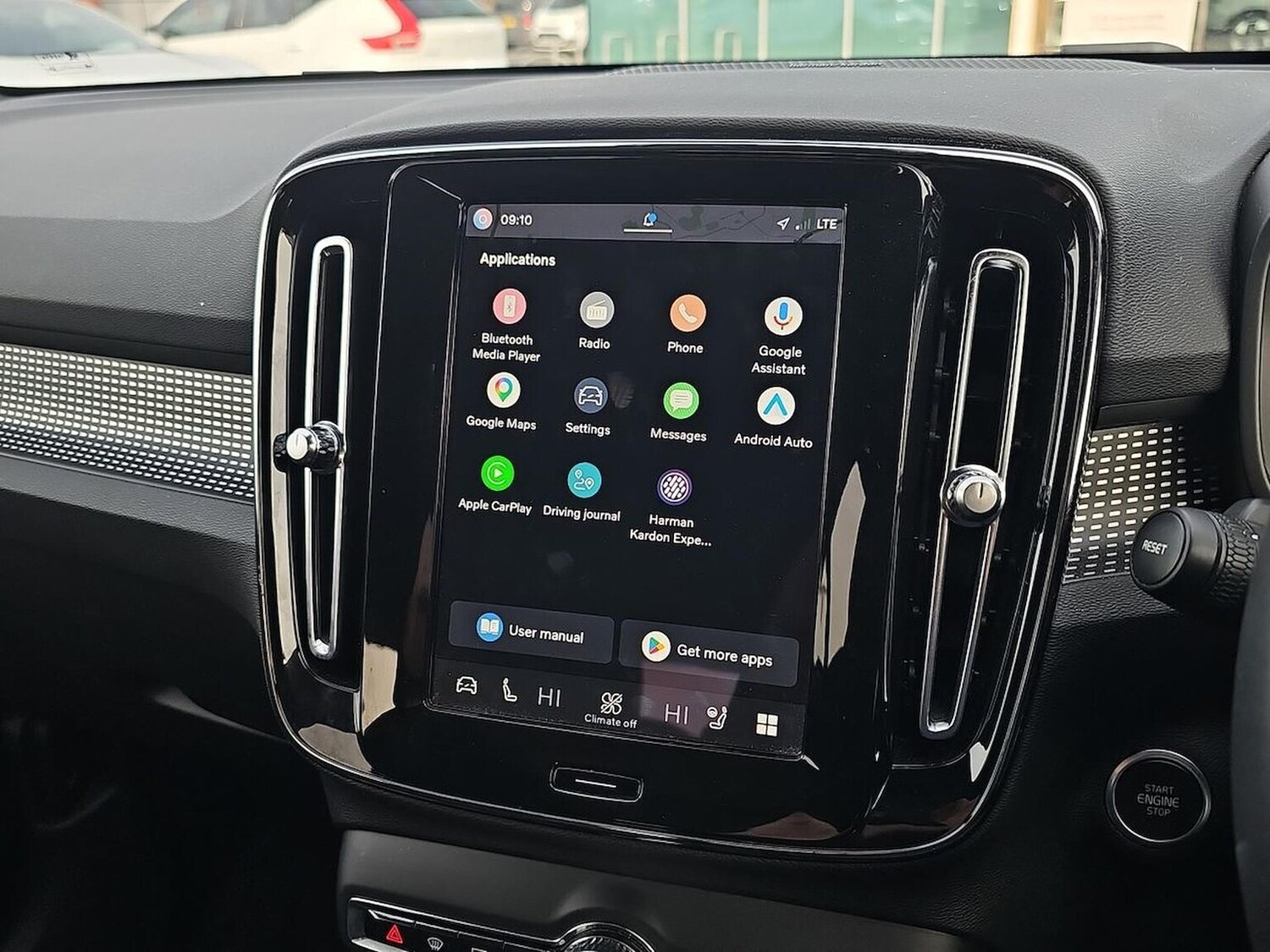 Used Volvo XC40 2023 for sale - 78191279: Photo 13