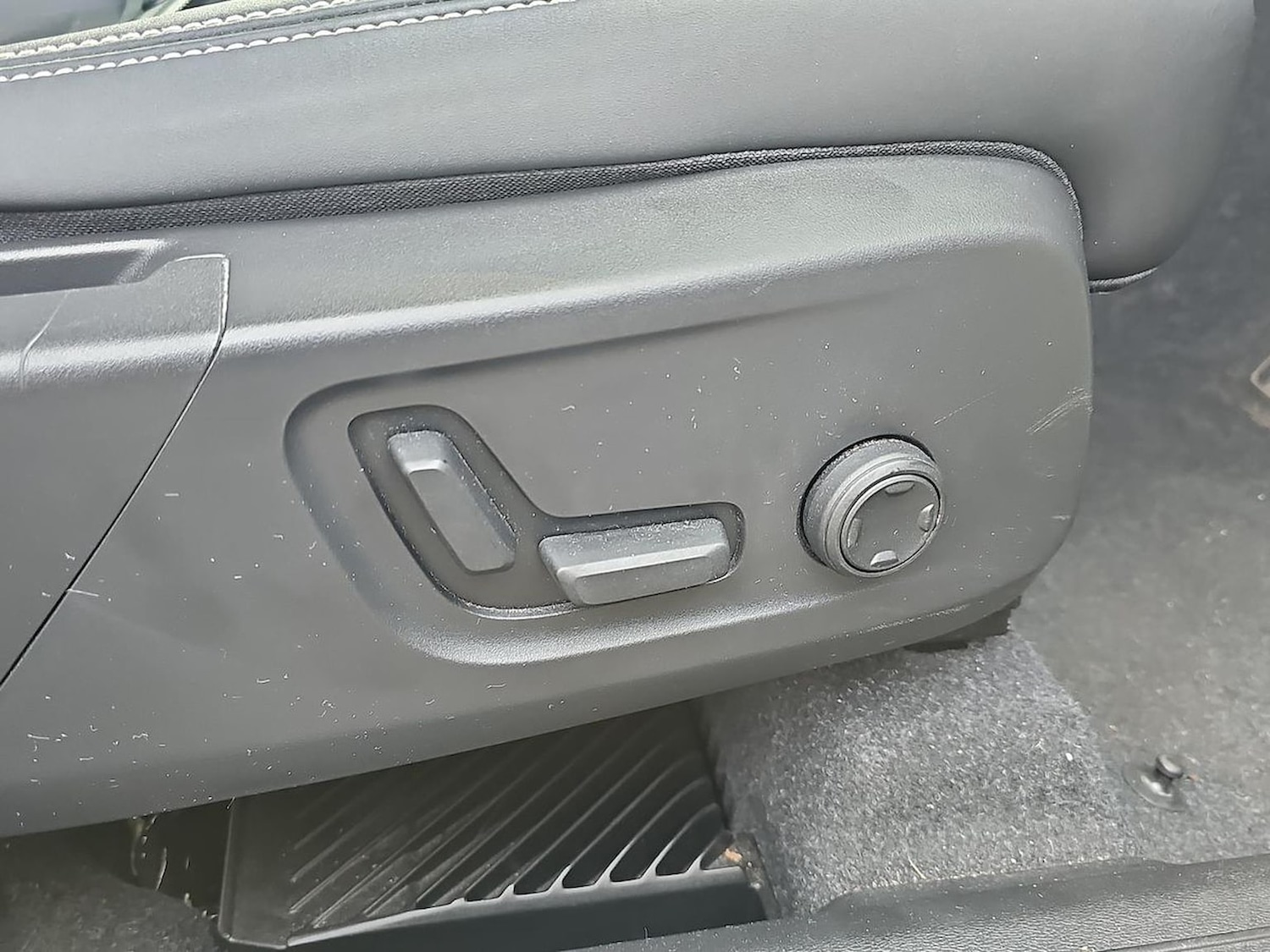 Used Volvo XC40 2023 for sale - 78191279: Photo 31