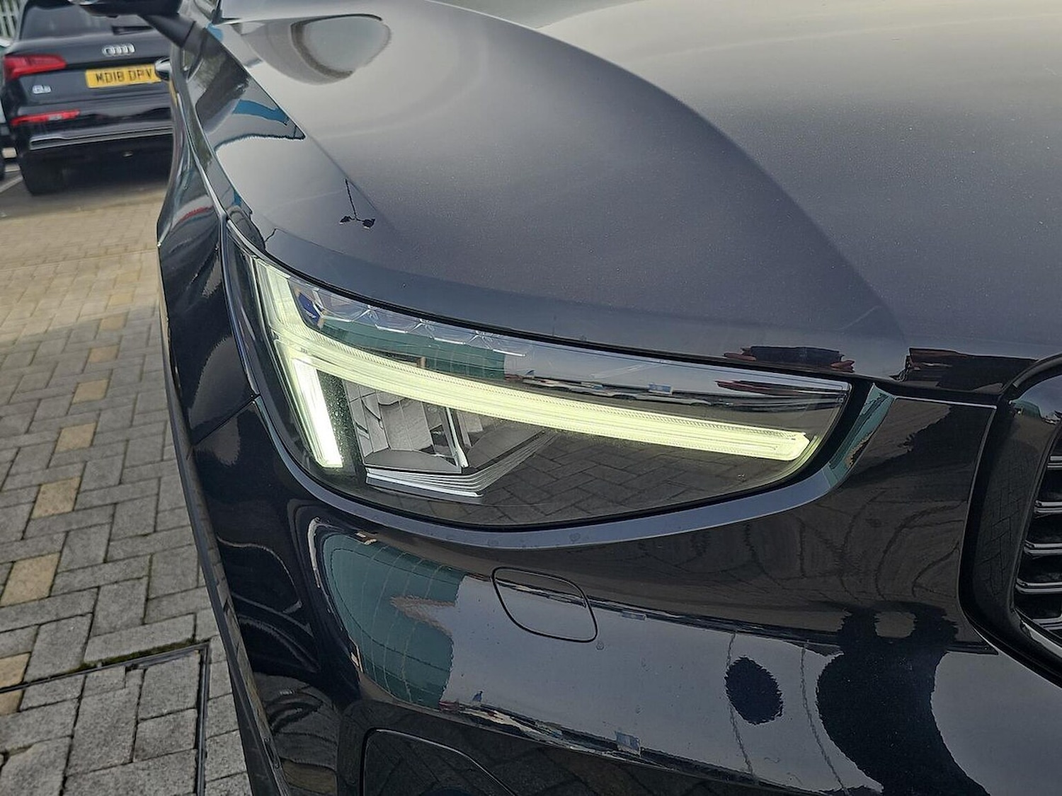 Used Volvo XC40 2023 for sale - 78191279: Photo 35