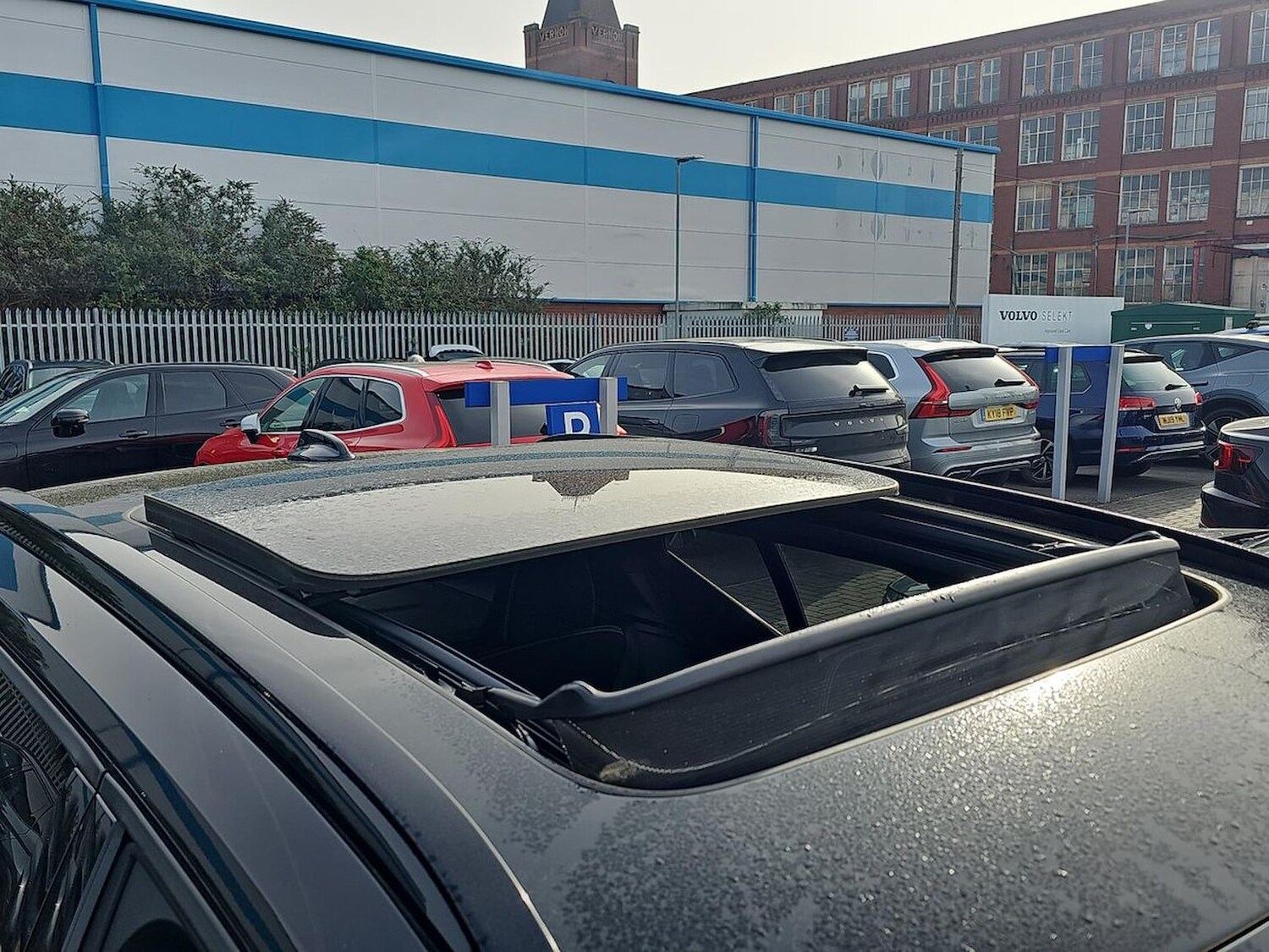 Used Volvo XC40 2023 for sale - 78191279: Photo 41