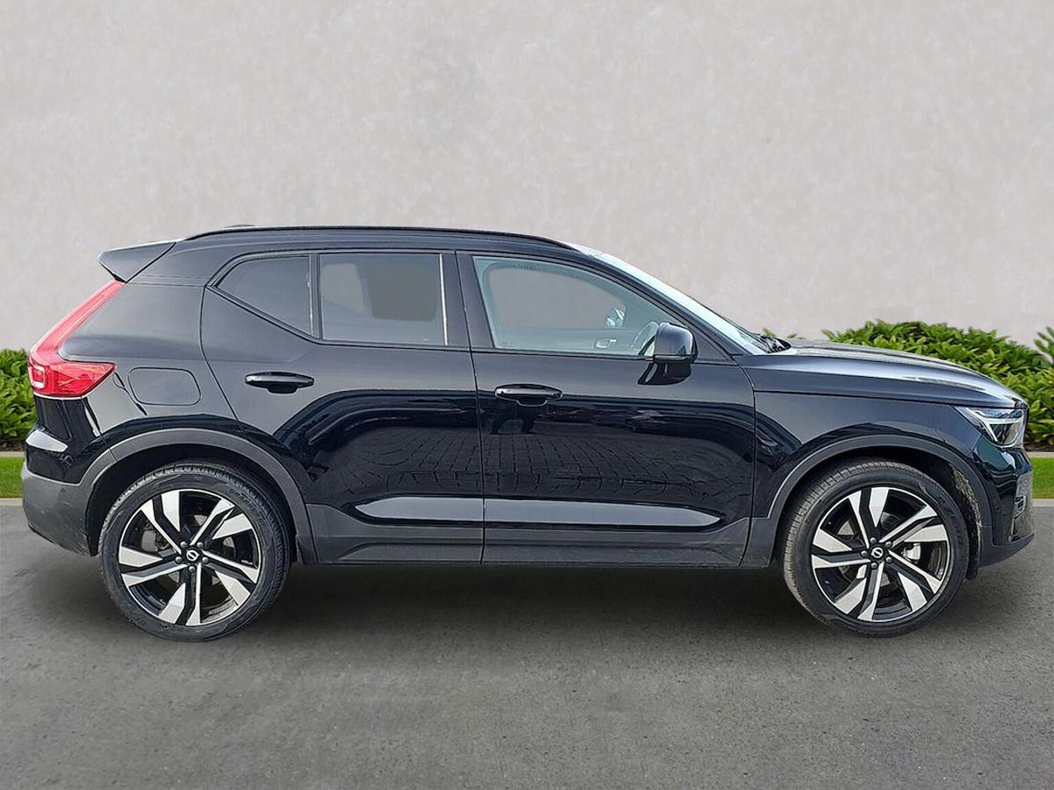 Used Volvo XC40 2023 for sale - 78191279: Photo 5