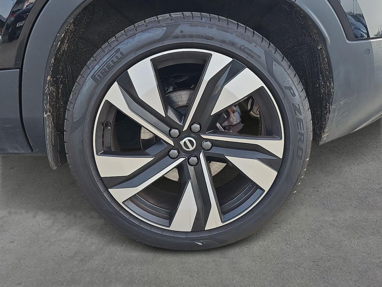 Used Volvo XC40 2023 for sale - 78191279: Photo 8