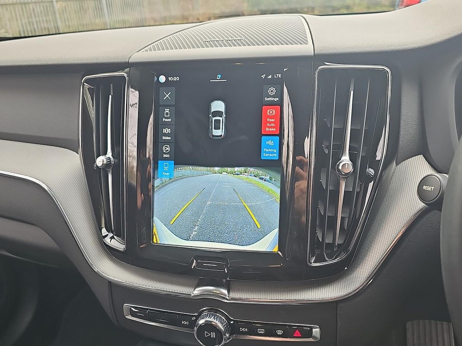 Used Volvo XC60 2022 for sale - 78139502: Photo 24