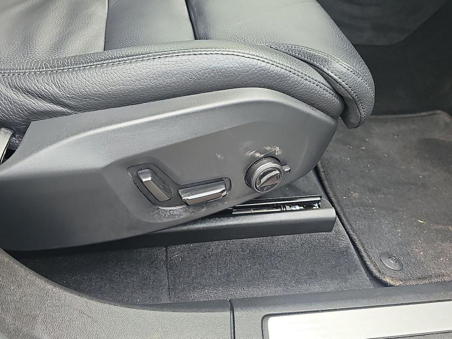 Used Volvo XC60 2022 for sale - 78139502: Photo 31