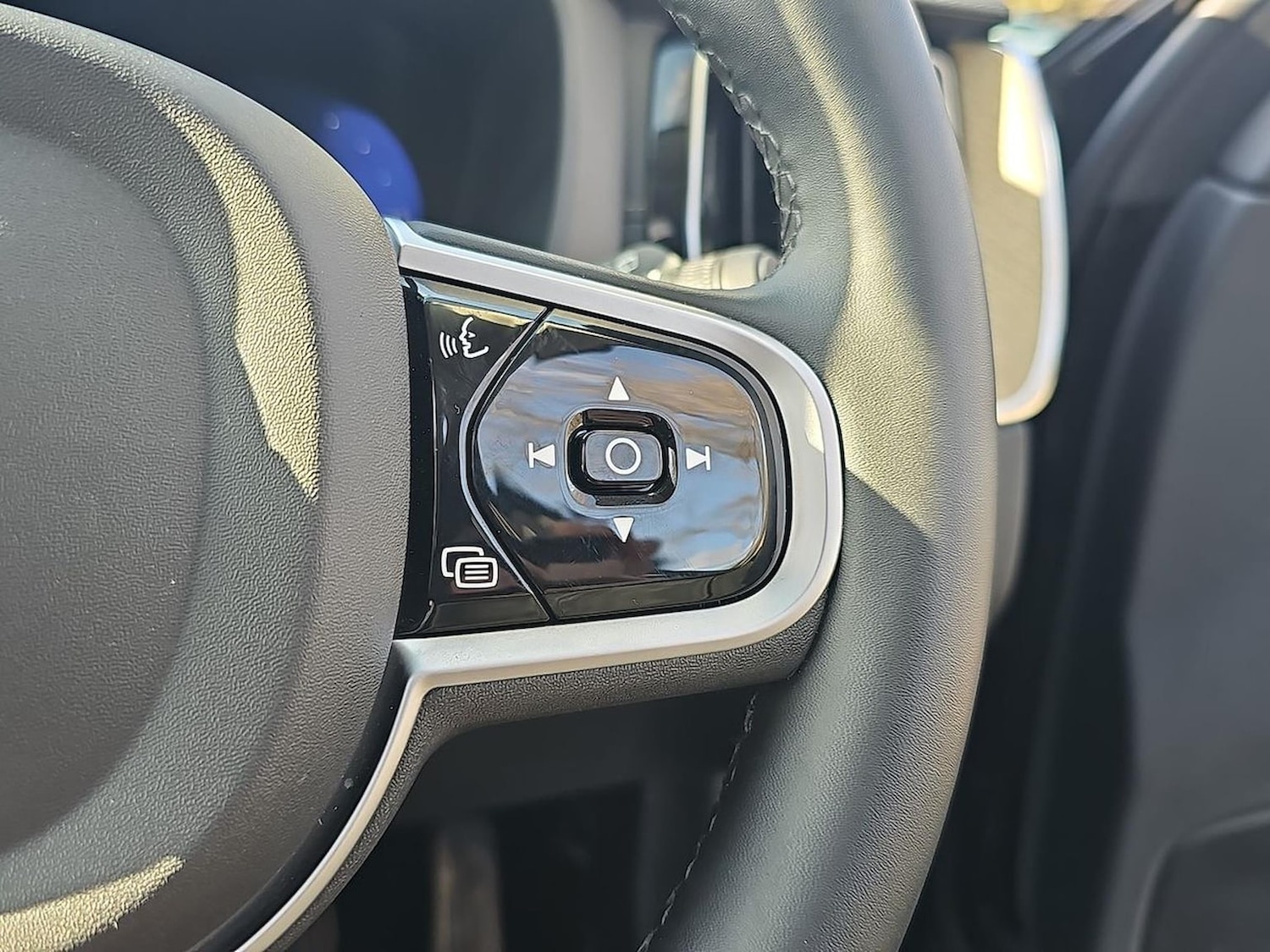 Used Volvo XC60 2025 for sale - 78121918: Photo 27