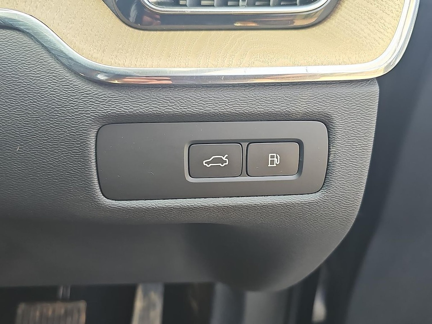 Used Volvo XC60 2025 for sale - 78121918: Photo 45