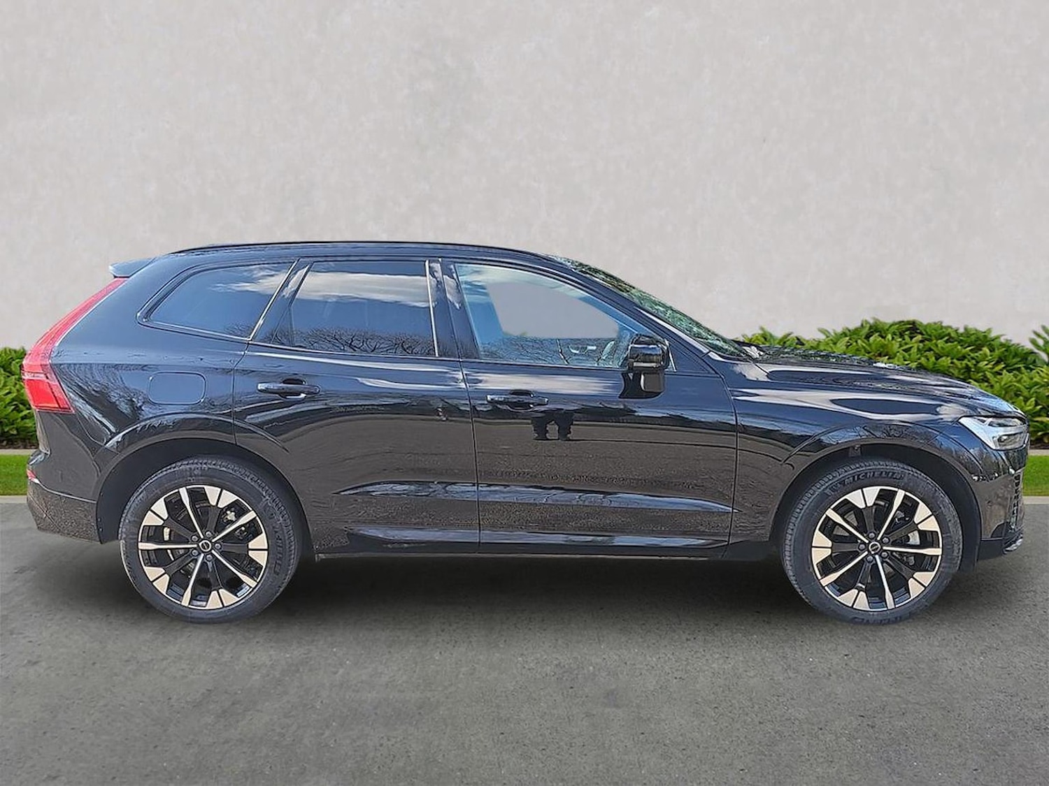 Used Volvo XC60 2025 for sale - 78121918: Photo 5