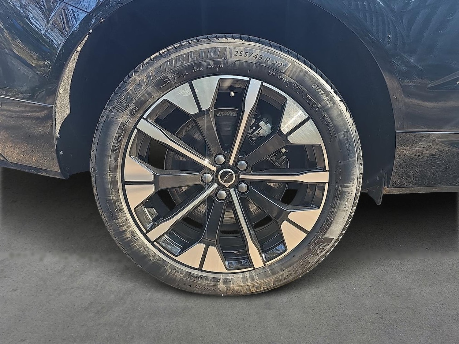 Used Volvo XC60 2025 for sale - 78121918: Photo 8