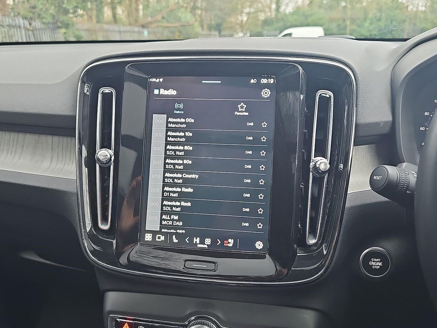 Used Volvo XC40 2024 for sale - 77489621: Photo 25