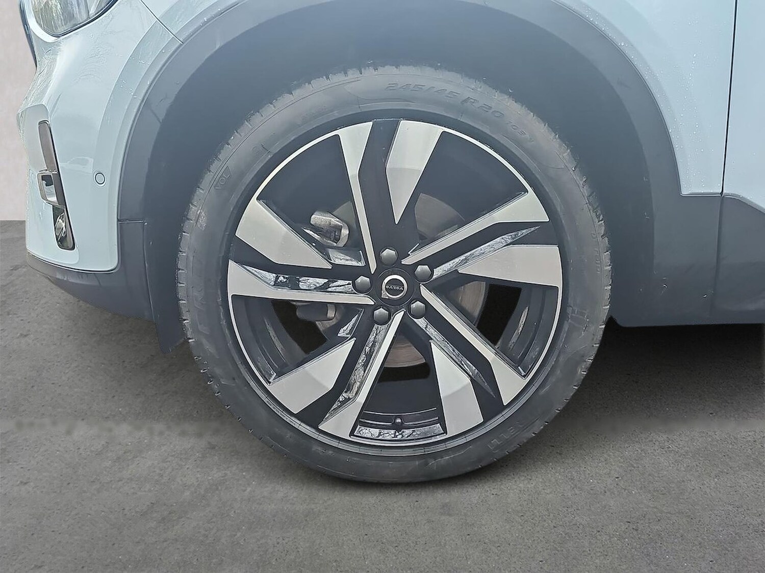 Used Volvo XC40 2024 for sale - 77489621: Photo 6