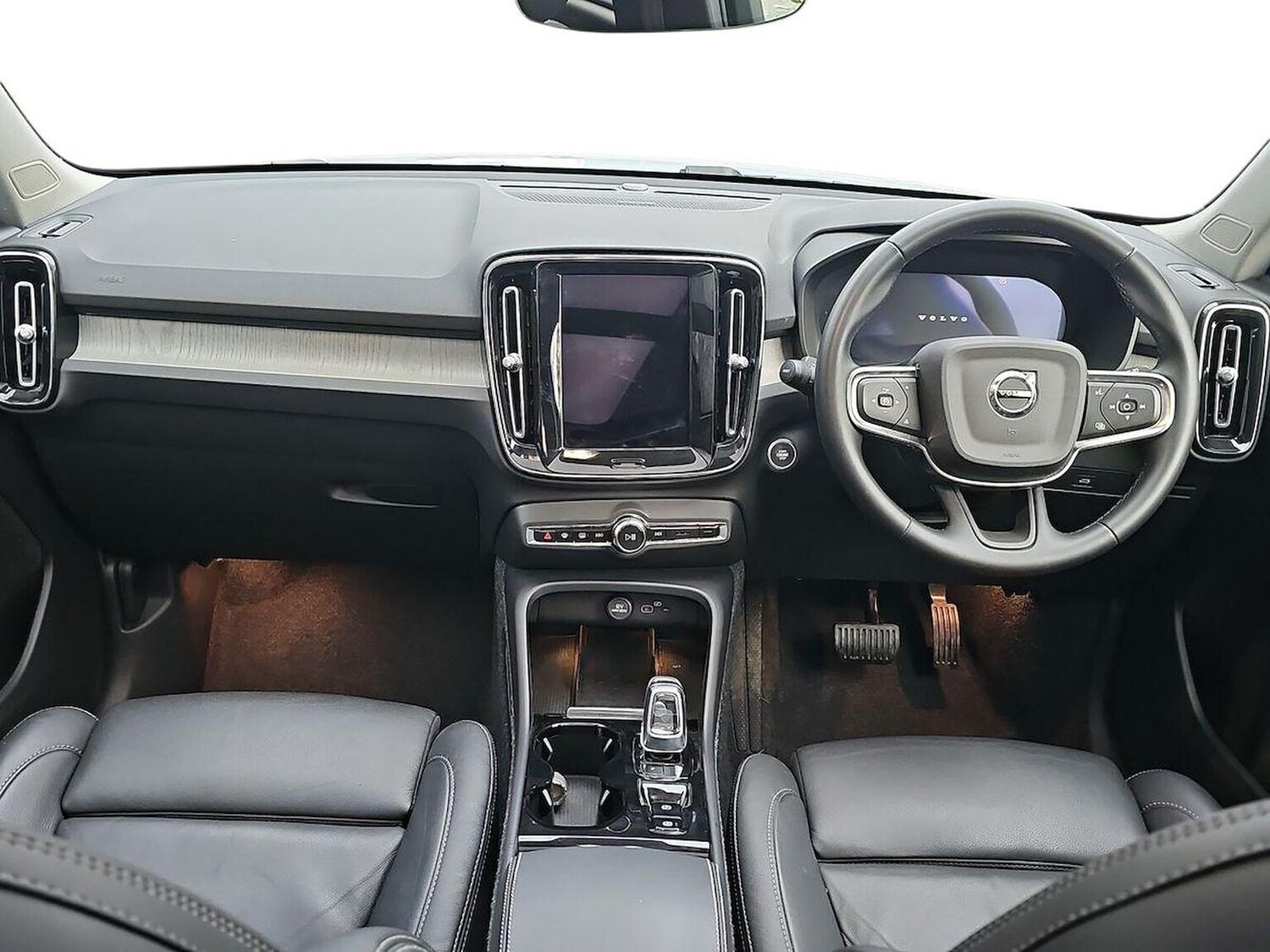 Used Volvo XC40 2024 for sale - 77489621: Photo 8