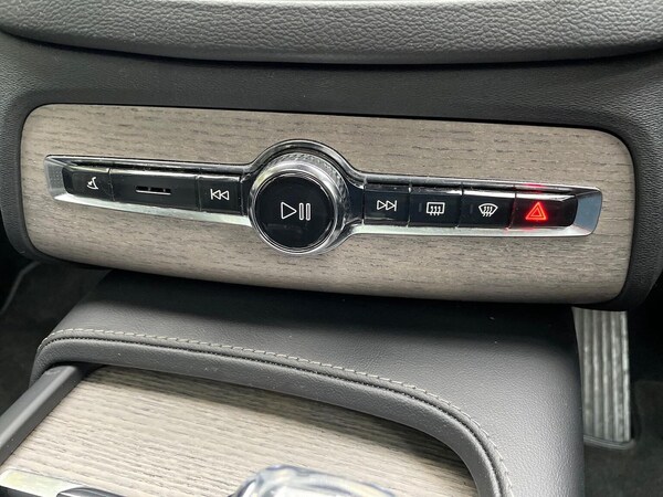 Used Volvo XC90 2022 for sale - 76293093: Photo 12