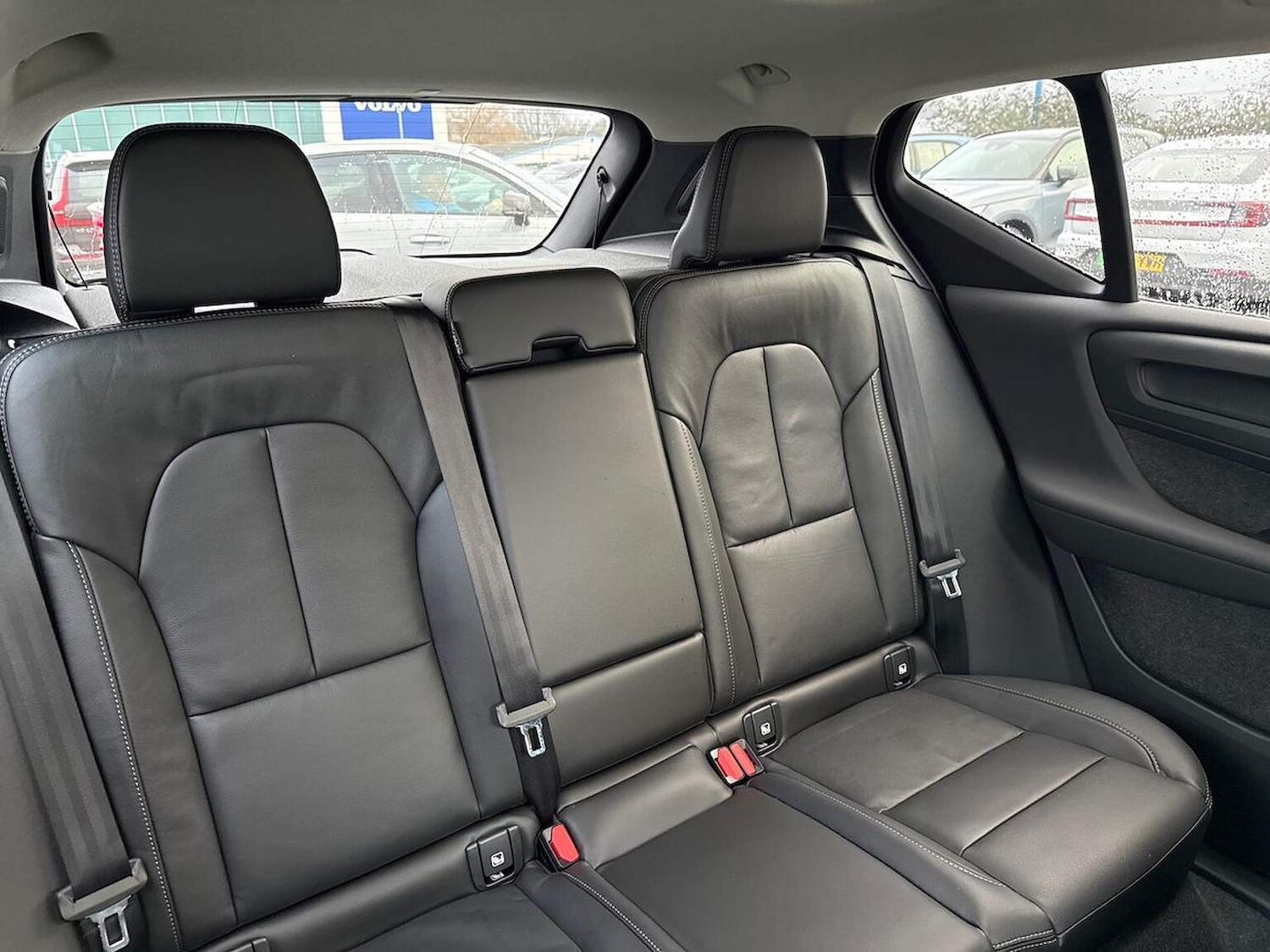 Used Volvo XC40 2024 for sale - 76129038: Photo 16
