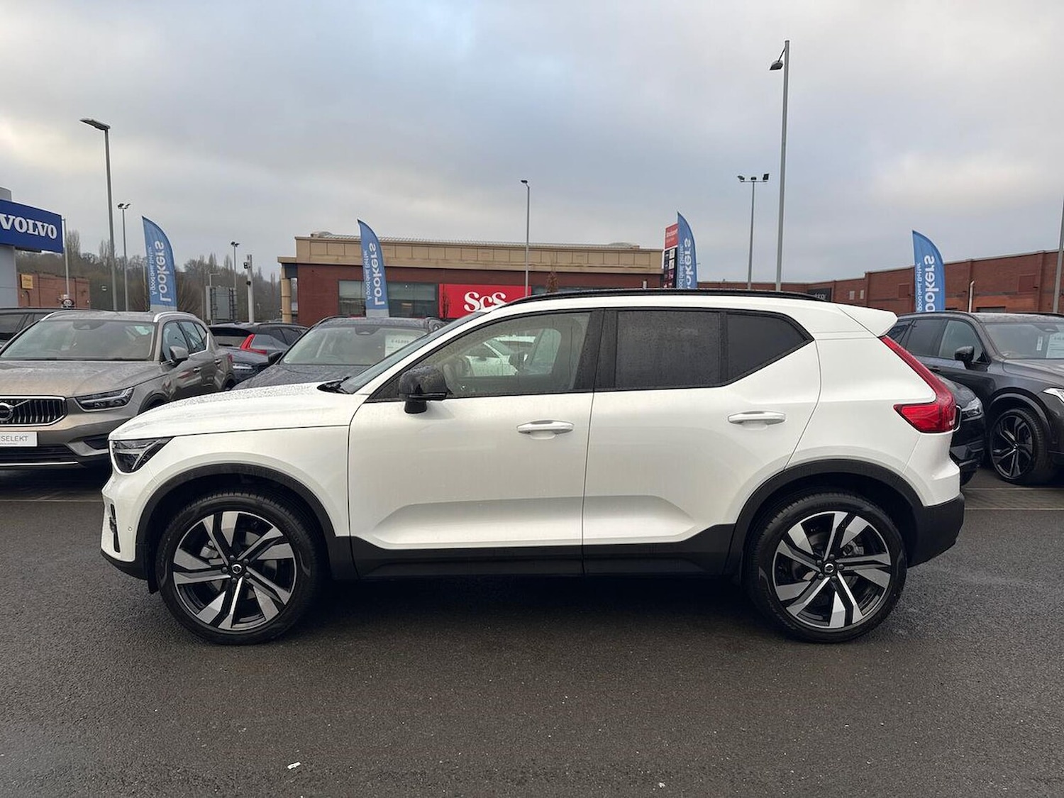 Used Volvo XC40 2024 for sale - 76129038: Photo 19