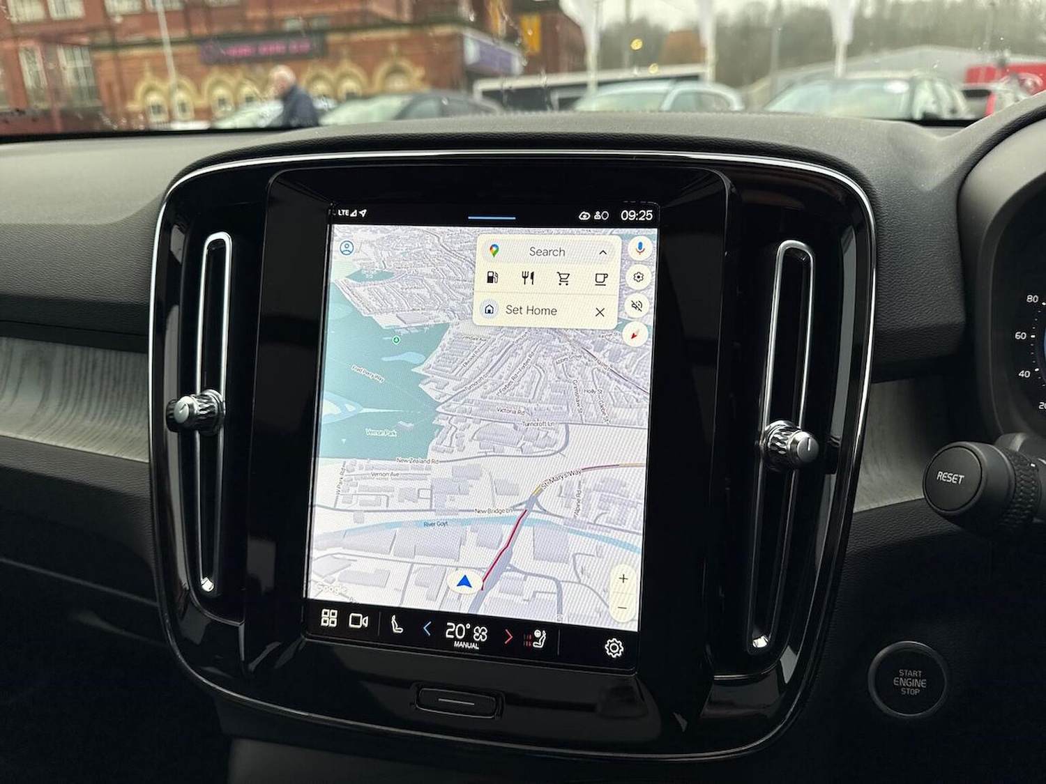Used Volvo XC40 2024 for sale - 76129038: Photo 24