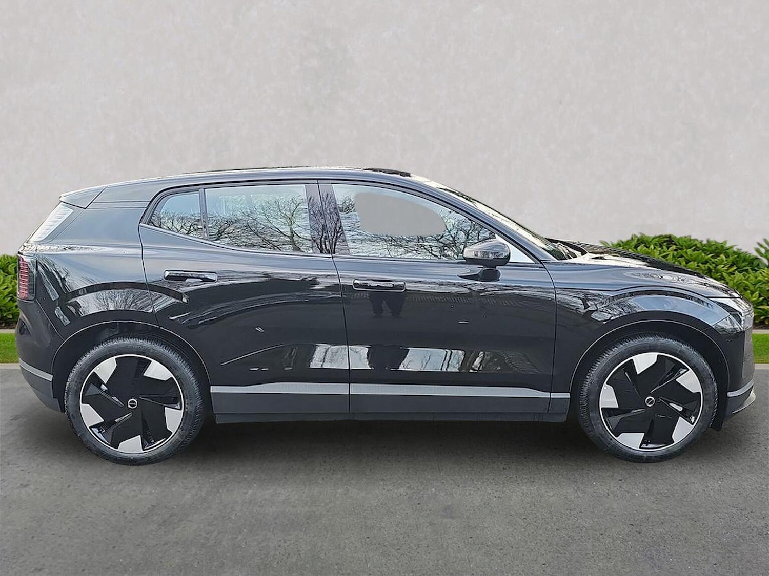 Used Volvo EX30 2025 for sale - 77489601: Photo 3