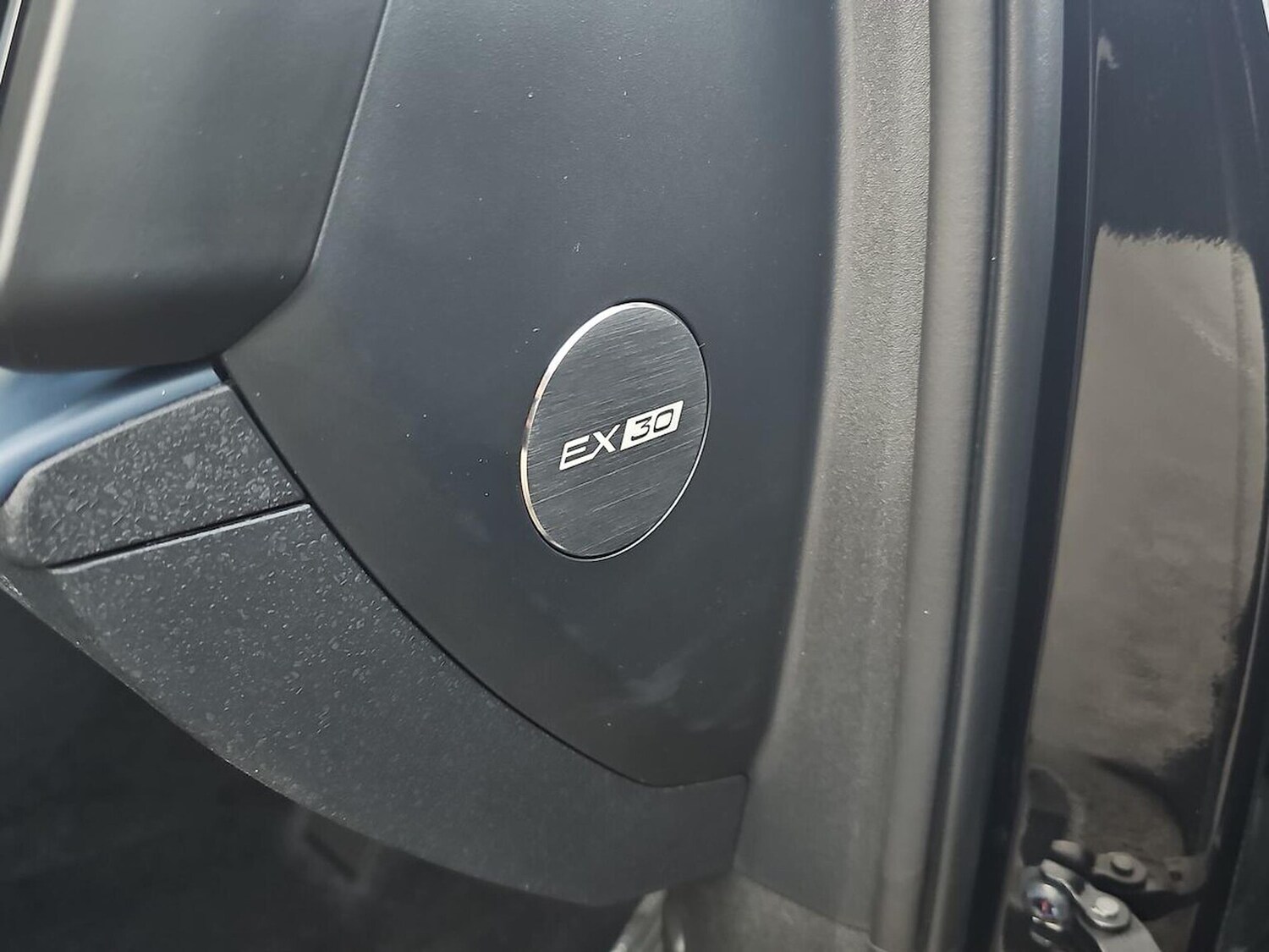 Used Volvo EX30 2025 for sale - 77489601: Photo 41