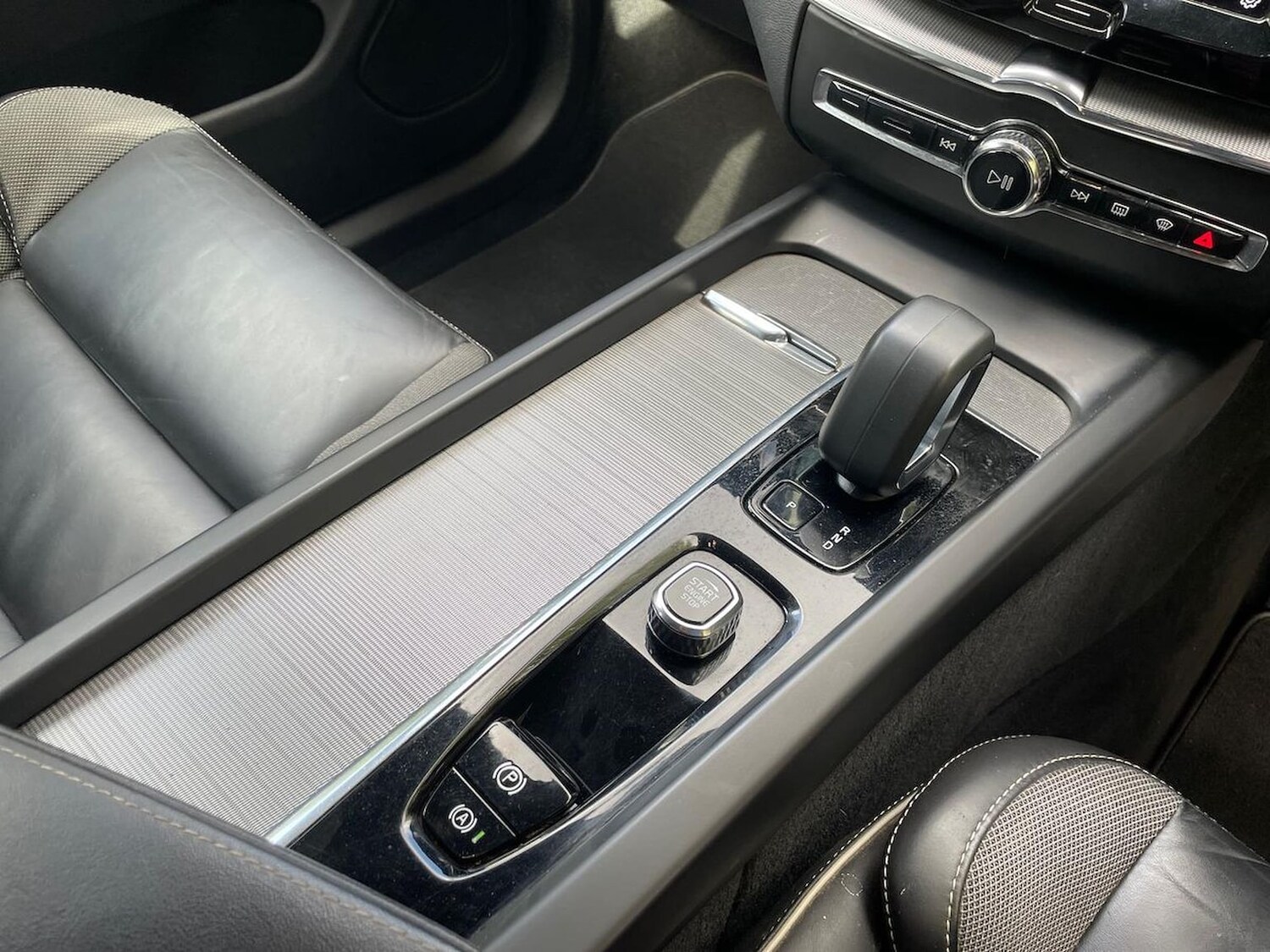 Used Volvo XC60 2022 for sale - 76127184: Photo 13