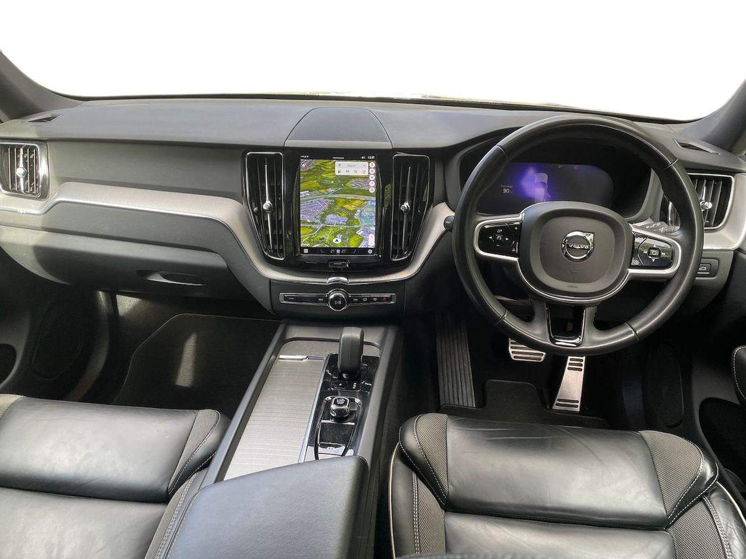 Used Volvo XC60 2022 for sale - 76127184: Photo 8