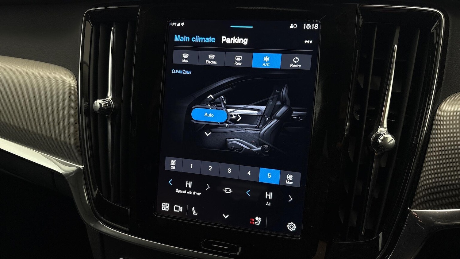 Used Volvo V90 2025 for sale - 77896289: Photo 43