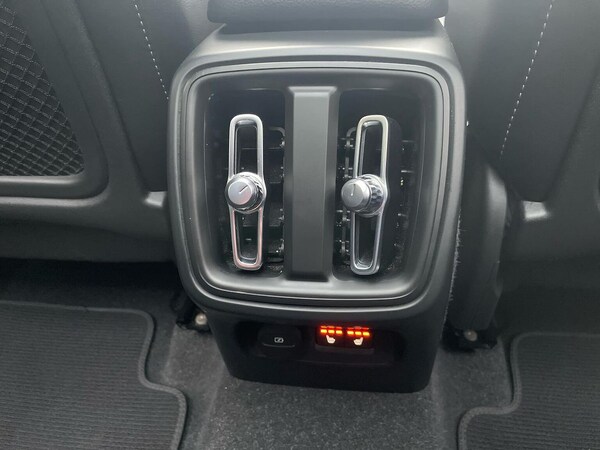 Used Volvo XC40 2022 for sale - 76273465: Photo 22