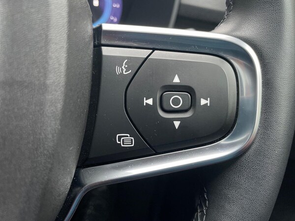 Used Volvo XC40 2022 for sale - 76273465: Photo 26