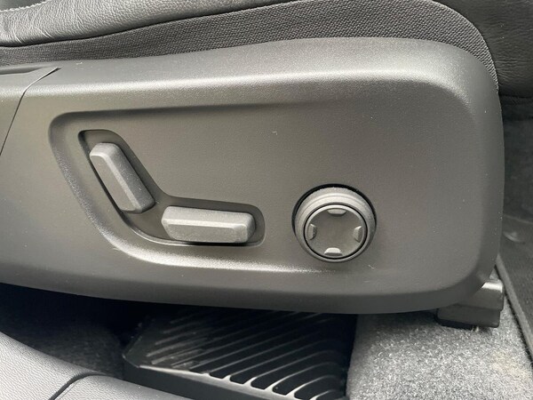 Used Volvo XC40 2022 for sale - 76273465: Photo 30