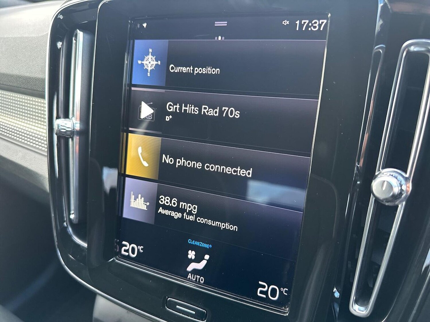 Used Volvo XC40 2020 for sale - 76444488: Photo 11